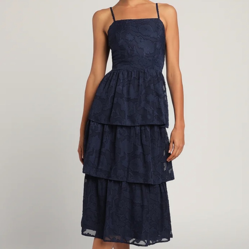 NWT Lulu’s Grace and Beauty Navy Blue Burnout Floral Print Tiered Dress-Medium